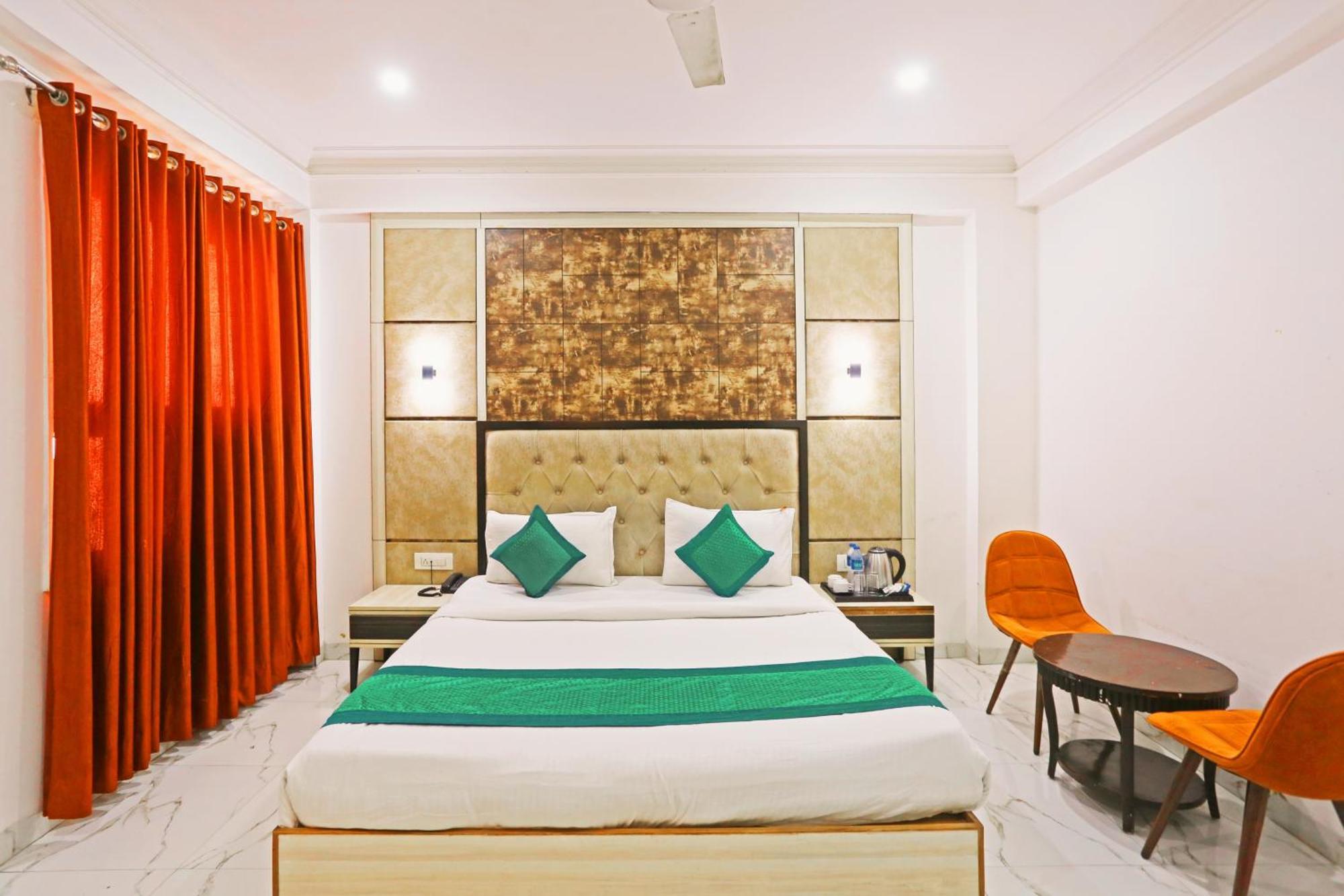 The Almora Residency - Complimentary Airport Trasnfer Hotel New Delhi Eksteriør billede