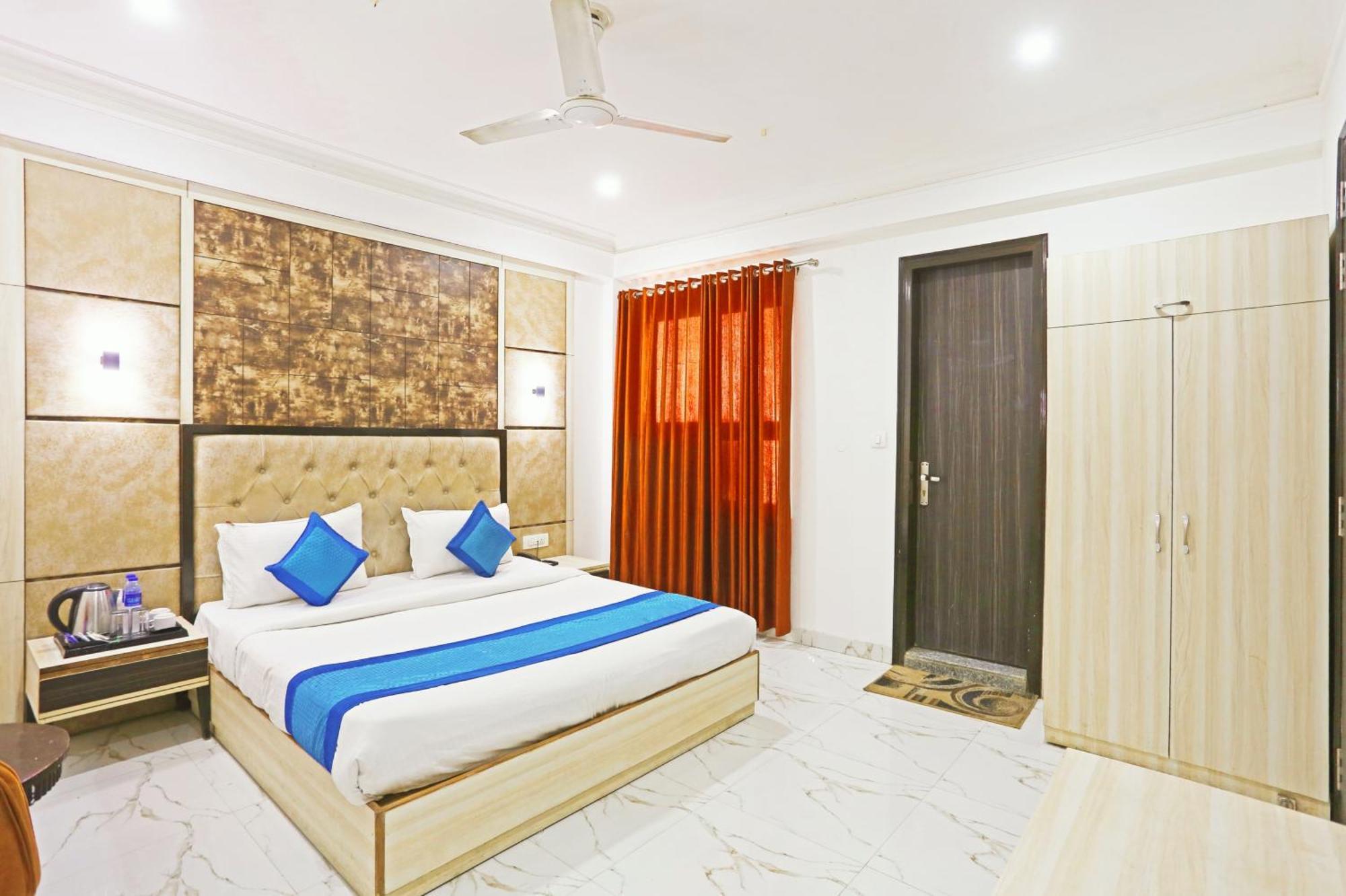The Almora Residency - Complimentary Airport Trasnfer Hotel New Delhi Eksteriør billede