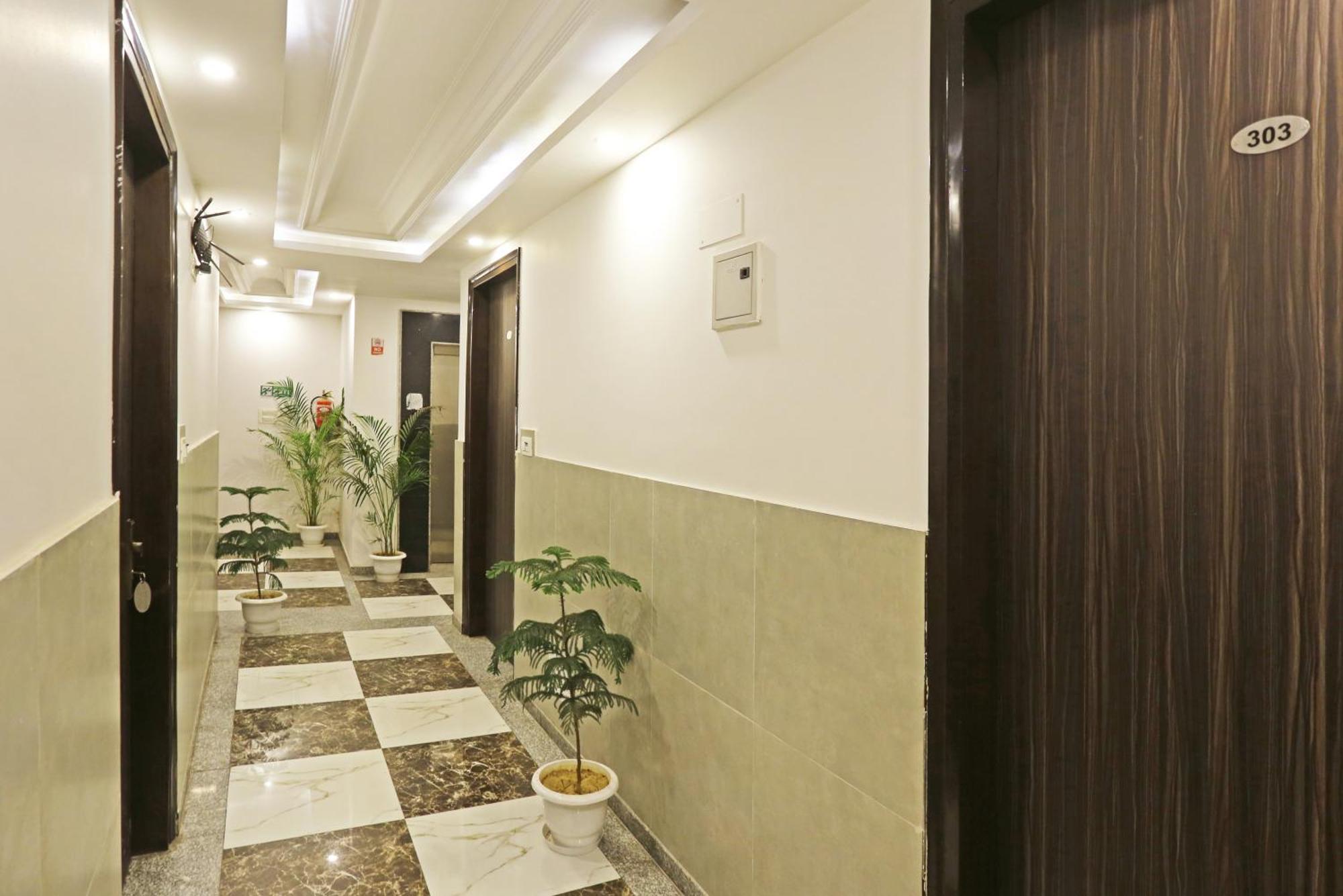 The Almora Residency - Complimentary Airport Trasnfer Hotel New Delhi Eksteriør billede